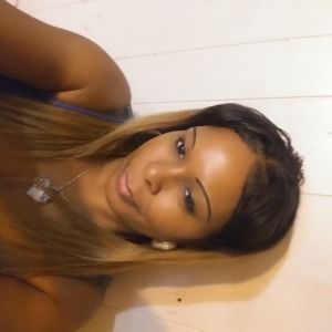 Meet your Posher, Holly